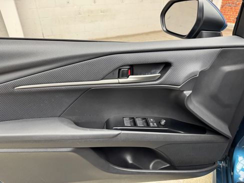 Used 2025 Toyota Camry SE FWD image 10