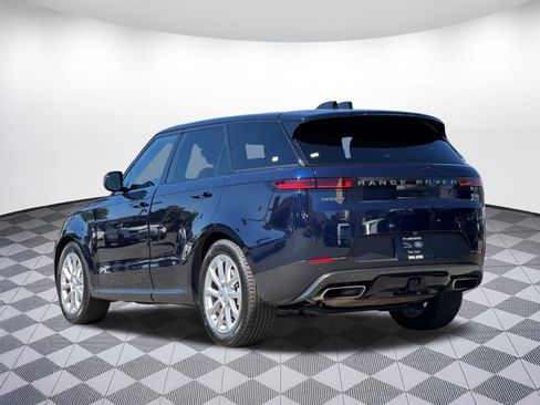 Used 2023 Land Rover Range Rover Sport SE AWD/4WD image 3