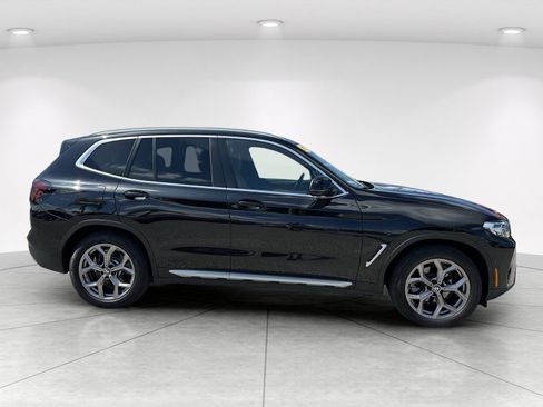 Used 2023 BMW X3 xDrive30i w/ Convenience Package AWD/4WD image 3