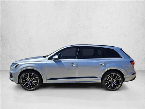 Certified 2023 Audi Q7 3.0T Prestige AWD/4WD image 8