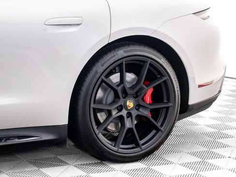 Certified 2024 Porsche Taycan GTS AWD/4WD image 36
