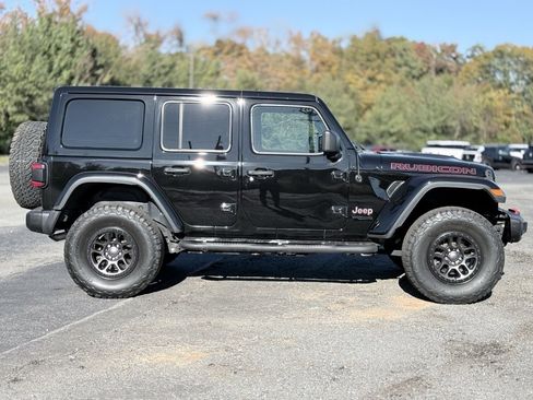 Used 2021 Jeep Wrangler Unlimited Rubicon w/ Xtreme Recon 35" Tire Package image 9