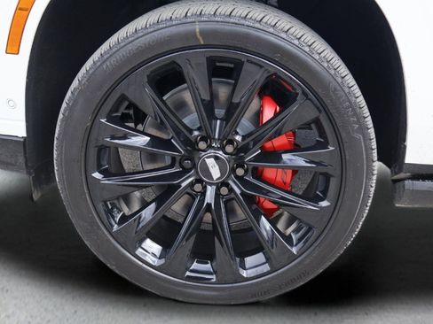 Used 2025 Cadillac Escalade V w/ LPO, ONYX Package image 31