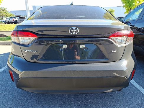 Used 2026 Toyota Corolla LE FWD image 6