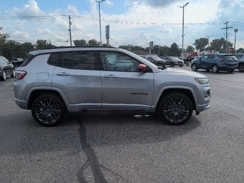 Used 2023 Jeep Compass Limited AWD/4WD image 10