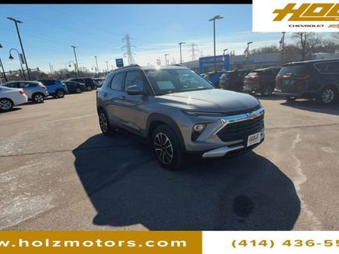 Certified 2024 Chevrolet TrailBlazer LT w/ Convenience Package image 2