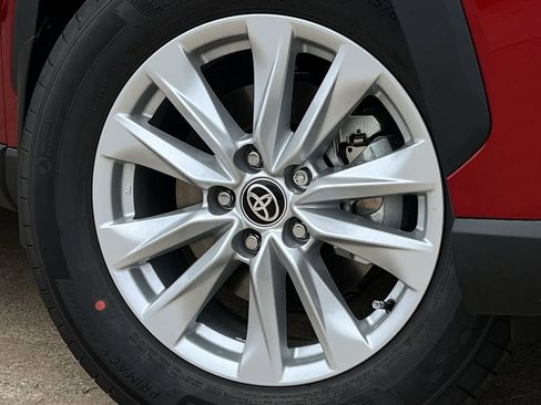 New 2026 Toyota Corolla Cross LE FWD image 25