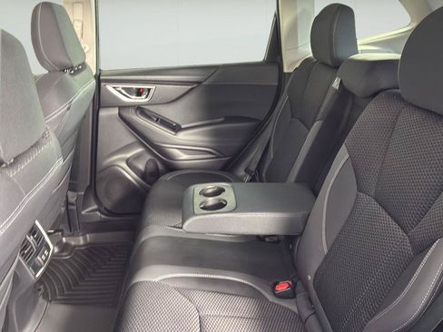 Used 2022 Subaru Forester Premium AWD/4WD image 22