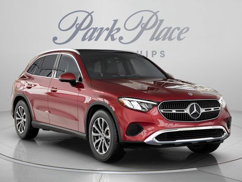 Certified 2026 Mercedes-Benz GLC 300 image 33