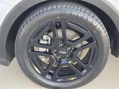 Used 2021 Kia Telluride SX w/ Nightfall Edition Package image 9