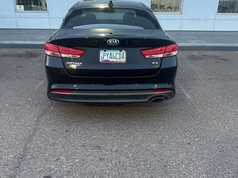 Used 2017 Kia Optima EX image 5