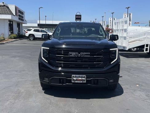 New 2026 GMC Sierra 1500 Elevation w/ Elevation Premium Package AWD/4WD image 2