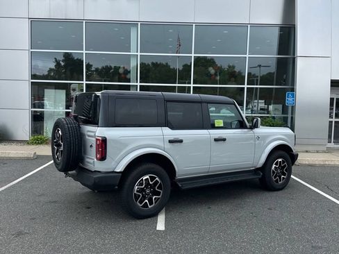 Used 2026 Ford Bronco Outer Banks AWD/4WD image 4