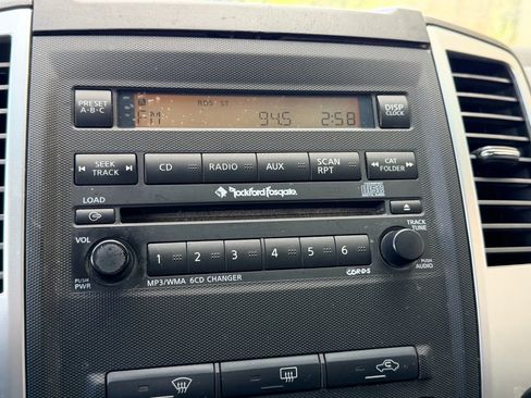 Used 2012 Nissan Frontier PRO-4X image 12