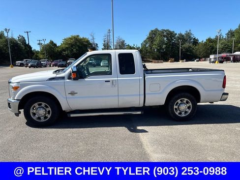 Used 2013 Ford F250 Lariat w/ Chrome Pkg RWD image 4