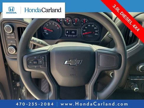 Used 2025 Chevrolet Silverado 1500 Custom Trail Boss AWD/4WD image 14
