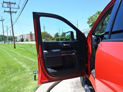 Used 2022 Chevrolet Silverado 2500 LTZ w/ LTZ Plus Package AWD/4WD image 25