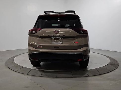 New 2026 Nissan Rogue SV w/ Rock Creek Premium Package AWD/4WD image 4