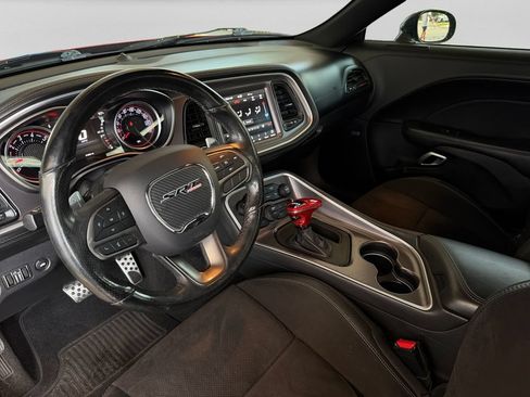 Used 2020 Dodge Challenger R/T Scat Pack w/ Plus Package RWD image 14