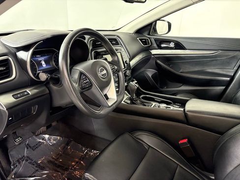 Used 2023 Nissan Maxima SV w/ Floor Mat Group image 25