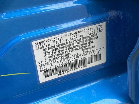 Used 2025 Nissan Sentra SV image 28