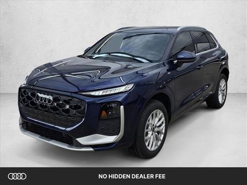 New 2026 Audi Q3 quattro 2.0T AWD/4WD image 1
