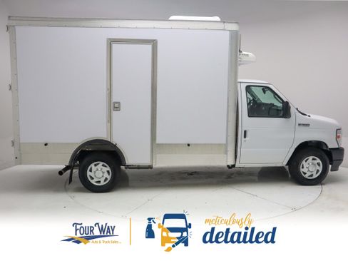Used 2023 Ford E-350 and Econoline 350 Super Duty w/ Power Windows & Locks Group RWD image 2