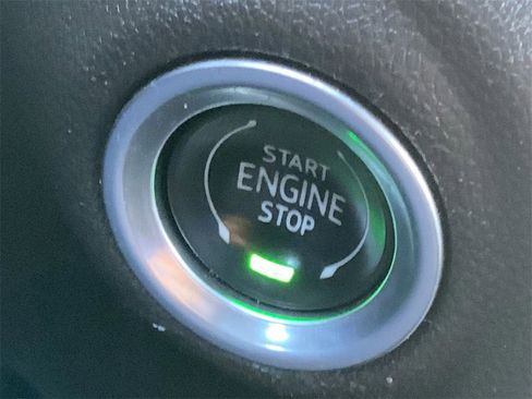 Used 2022 GMC Sierra 2500 Denali w/ Snow Plow Prep/Camper Package image 18