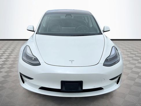 Used 2022 Tesla Model 3 Long Range AWD/4WD image 2