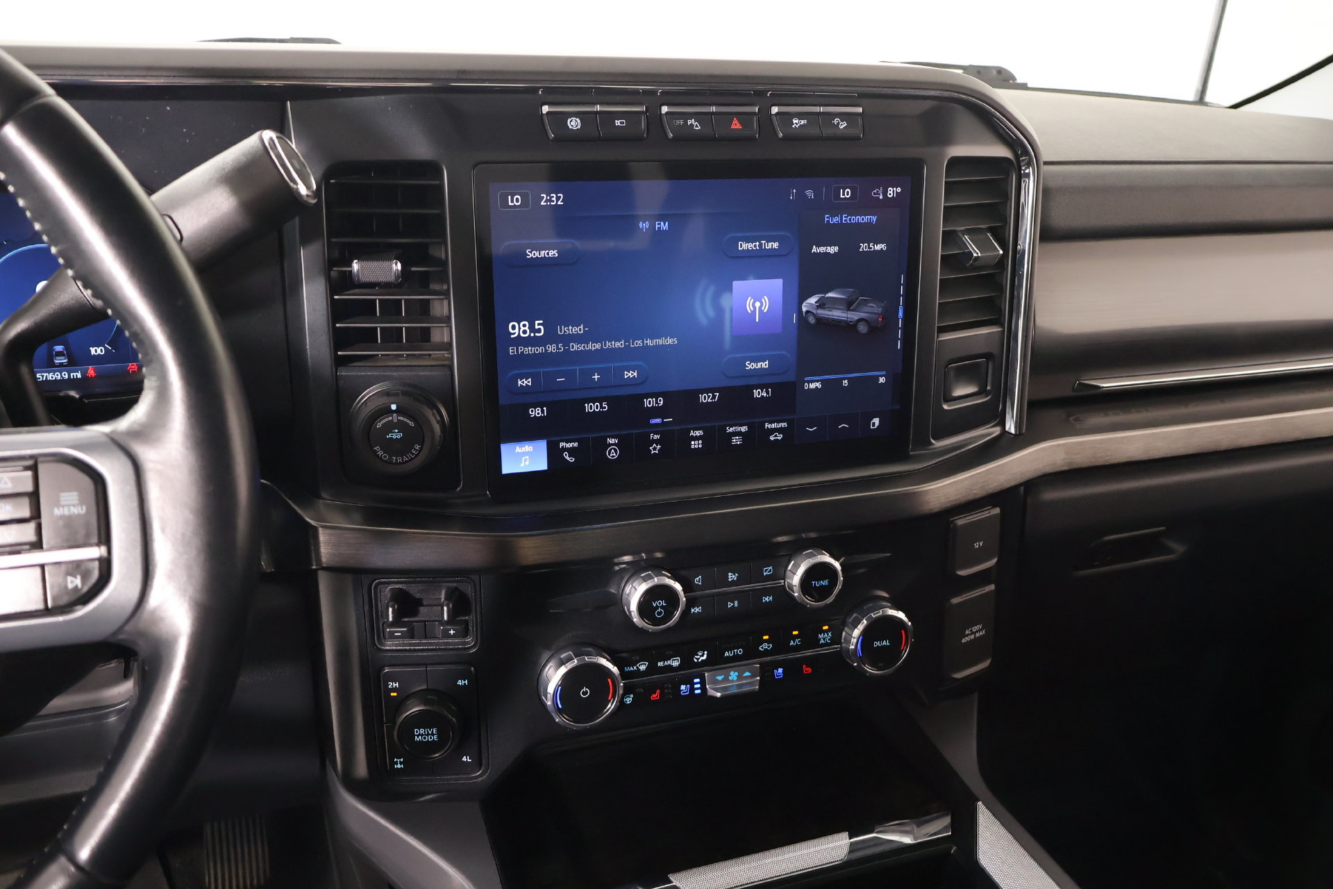 Used 2024 Ford F250 Lariat w/ Lariat Ultimate Package AWD/4WD image 5