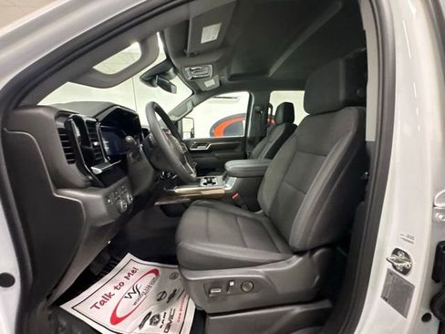 New 2026 Chevrolet Silverado 3500 LT w/ Convenience Package image 14