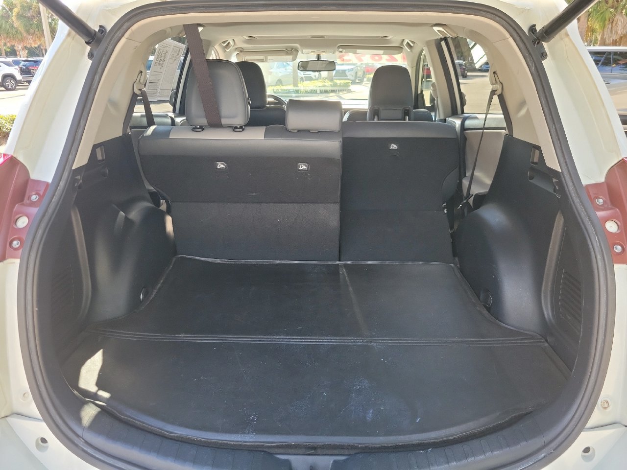 Used 2014 Toyota RAV4 Limited FWD image 8