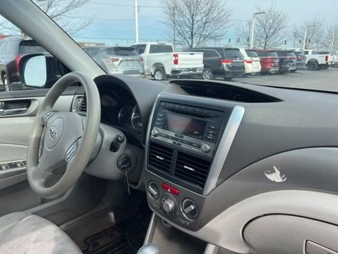 Used 2010 Subaru Forester 2.5X Premium image 28