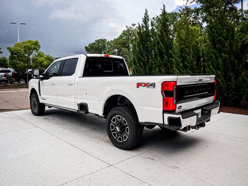 Used 2026 Ford F350 Platinum AWD/4WD image 9