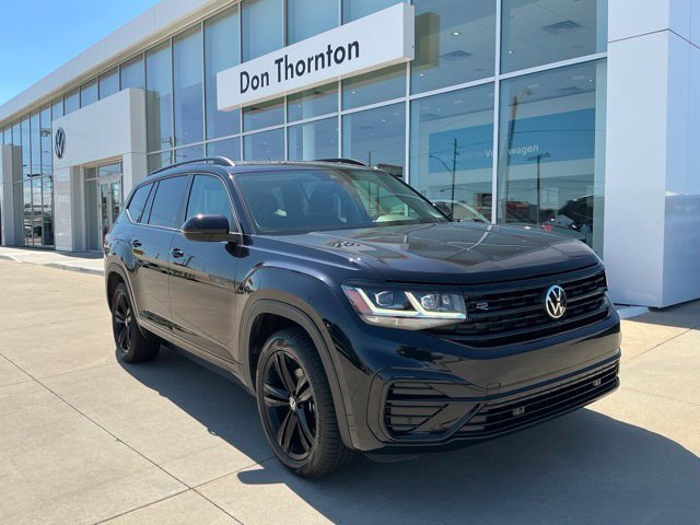 Certified 2023 Volkswagen Atlas SEL R-Line AWD/4WD image 1
