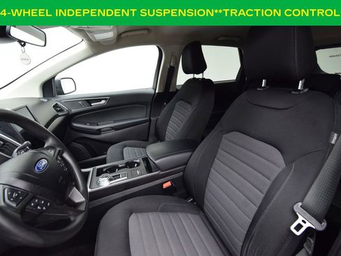 Used 2022 Ford Edge SE image 11