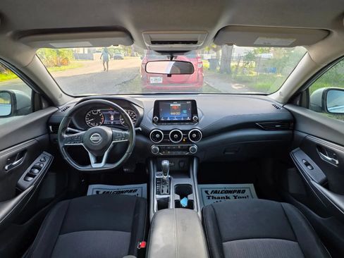 Used 2022 Nissan Sentra SV FWD image 14