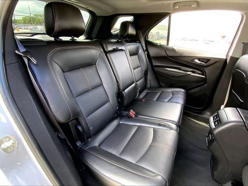 Used 2022 Chevrolet Equinox Premier FWD image 19