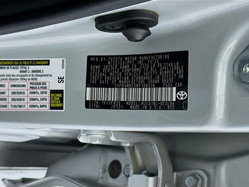 Used 2024 Toyota Corolla LE FWD image 12