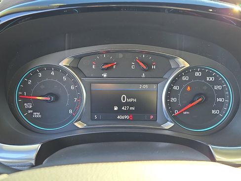 Used 2023 Chevrolet Traverse LT w/ Midnight/Sport Edition image 13