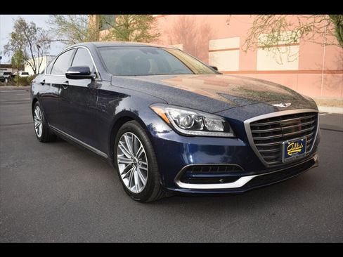Used 2019 Genesis G80 3.8 RWD image 2