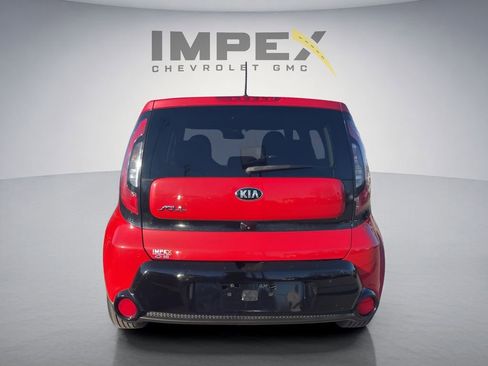 Used 2016 Kia Soul + FWD image 4