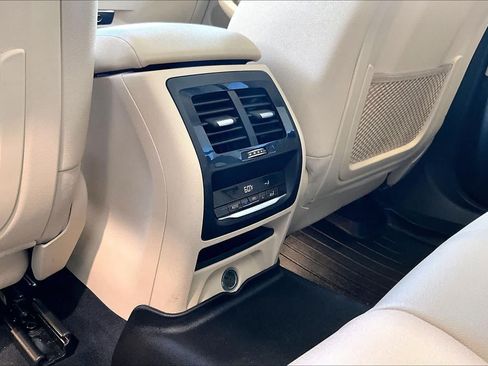 Used 2019 BMW X3 sDrive30i w/ Premium Package RWD image 34