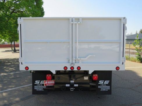 New 2023 RAM 5500 Tradesman w/ Chrome Appearance Group image 63