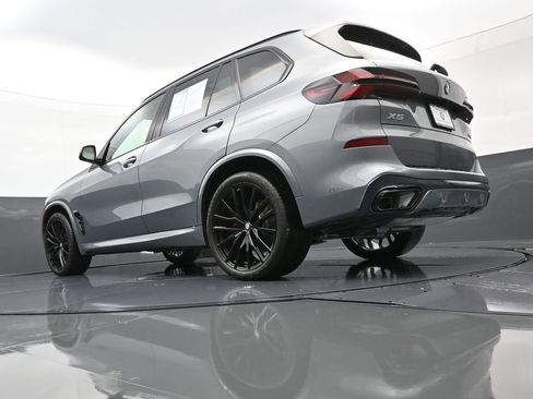 Used 2024 BMW X5 xDrive40i w/ M Sport Package image 26