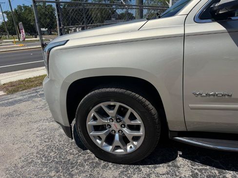Used 2017 GMC Yukon SLT w/ Open Road Package RWD image 6