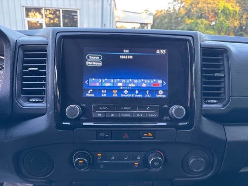 Used 2024 Nissan Frontier S image 17