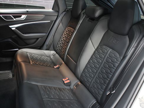 Used 2023 Audi RS 6 image 46