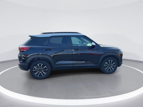 New 2025 Chevrolet TrailBlazer ACTIV w/ Driver Confidence Package AWD/4WD image 9