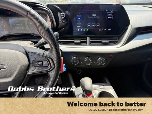 Certified 2024 Chevrolet Trax RS w/ Driver Confidence Package FWD image 27